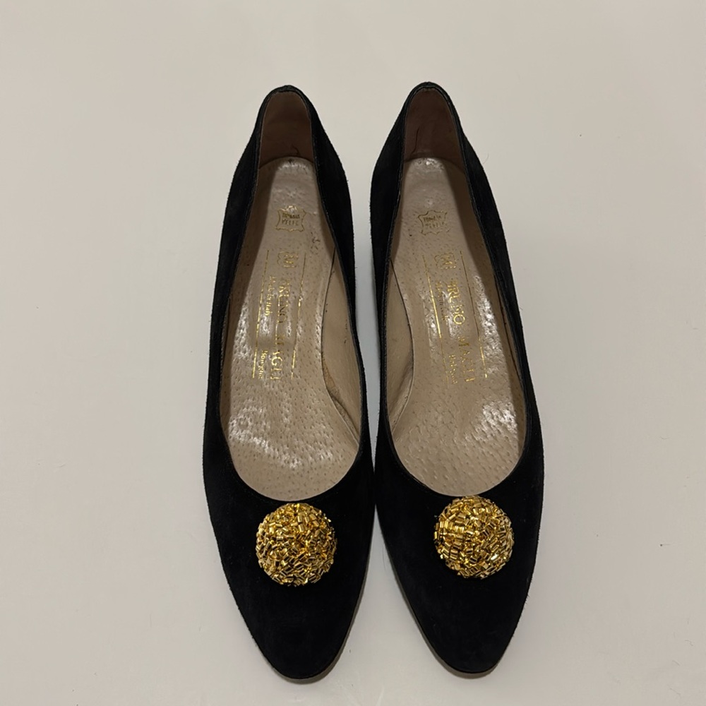 Bruno Magli Black Italian Heels. Size 8. Condition- 7 out of 10.